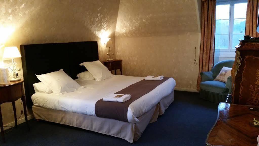 Logis Hotel Le Relais De La Poste Restaurant Le Fil Du Temps Thury-Harcourt-le-Hom Eksteriør billede